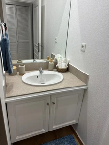 EN EXCLUSIVITÉ APPARTEMENT ÉLÉGANT ET RÉNOVÉ AU COEUR DE LA BAIE ORIENTALE, SAINT-MARTIN (97150)
