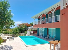 VILLA À VENDRE 3 CHAMBRES + STUDIO AVEC VUE MER ET PISCINE SUR OYSTER POND, SAINT-MARTIN (97150)