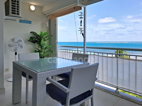 EN EXCLUSIVITÉ SUPERBE STUDIO AVEC VUE MER SUR LA BAIE ORIENTALE, SAINT-MARTIN (97150)