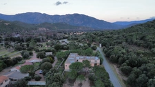 À Vendre à Moltifao (Haute Corse) : “Ancien Hôtel" de 1 500 m2 - Projet de Rénovation