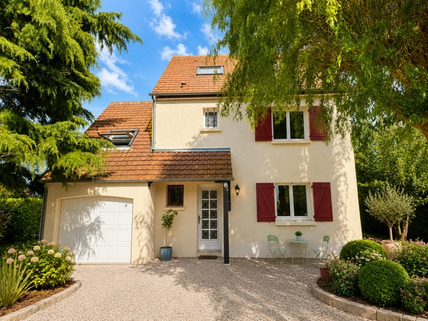Maison à vendre 7 pièces proche de GRISY-LES-PLÂTRES (95)