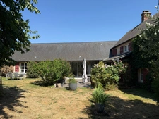 Maison à vendre 7 pièces proche de MARINES (95)
