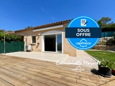 Mazet de 64 m2 - 3 pièces avec jardin - à vendre à BAGNOLS EN FORET (83)