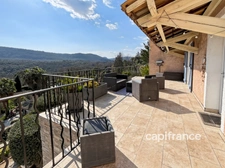 Villa de charme avec vue panoramique et piscine - 7 pièces - BAGNOLS EN FORET (83)
