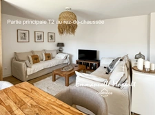 Maison de village avec jardinet et piscine à BAGNOLS EN FORET (83)