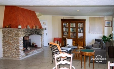 Maison d'hôtes de charme avec piscine à vendre à BAGNOLS EN FORET (83)