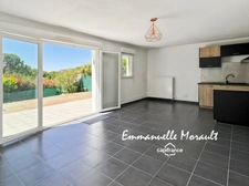 Mazet de 64 m2 - 3 pièces avec jardin - à vendre à BAGNOLS EN FORET (83)
