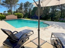 7-room villa for sale with swimming pool in BAGNOLS EN FORET (83)