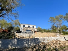Villa contemporaine à vendre 4 pièces BAGNOLS EN FORET (83)