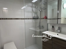 Mazet tout équipé avec mezzanine à BAGNOLS EN FORET (83)