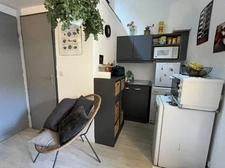 Mazet avec jardin à vendre  BAGNOLS EN FORET (83)