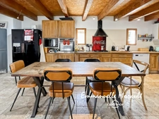 Propriété de caractère 6 pièces 176 m2 à CLAVIERS (83)