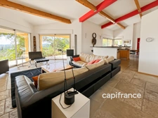 Villa contemporaine avec piscine à vendre SEILLANS (83)