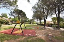 Mazet tout équipé avec mezzanine à BAGNOLS EN FORET (83)