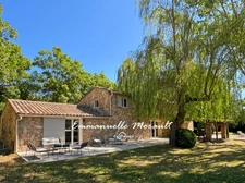 Authentic renovated sheepfold for sale, 7 rooms, BAGNOLS EN FORET (83)