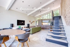 Grande Bastide Provençale - 10 pièces - terrain de 1.4 ha avec piscine, pool house et dépendances - BAGNOLS EN FORET (83)