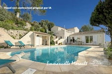 Villa 3 chambres avec piscine et vue panoramique à vendre à BAGNOLS EN FORET (83)