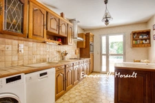 7-room villa for sale with swimming pool in BAGNOLS EN FORET (83)