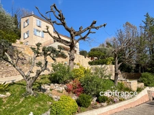 Villa de charme avec vue panoramique et piscine - 7 pièces - BAGNOLS EN FORET (83)