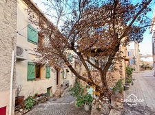 Maison de village avec 3 chambres et tropézienne à BAGNOLS EN FORET (83)