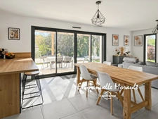 Villa contemporaine à vendre 4 pièces BAGNOLS EN FORET (83)