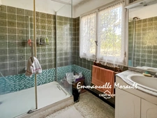 Maison de campagne à rénover 4 pièces BAGNOLS EN FORET (83)
