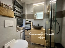 Mazet à vendre 3 pièces BAGNOLS EN FORET (83)
