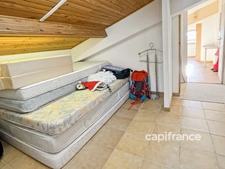 Belle villa provençale rénovée avec vue sur les collines  à BAGNOLS EN FORET (83)