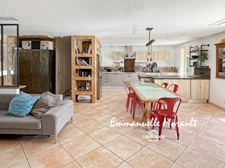 Maison familiale - 5 pièces - au calme à BAGNOLS EN FORET (83)