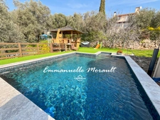 Villa avec piscine à BAGNOLS EN FORET (83)
