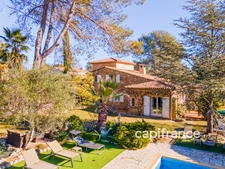 Bastide Provençale avec gîtes et chambres d'hôtes - 9 pièces BAGNOLS EN FORET (83)