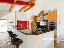 Villa contemporaine avec piscine à vendre SEILLANS (83)