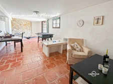 Property for sale 8 rooms with swimming pool and large park in BAGNOLS EN FORET (83)