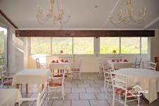 Maison d'hôtes de charme avec piscine à vendre à BAGNOLS EN FORET (83)