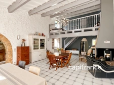 Bastide Provençale avec gîtes et chambres d'hôtes - 9 pièces BAGNOLS EN FORET (83)