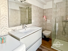 Appartement T2 entièrement rénové à BAGNOLS EN FORET (83)