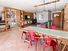 Maison familiale - 5 pièces - au calme à BAGNOLS EN FORET (83)