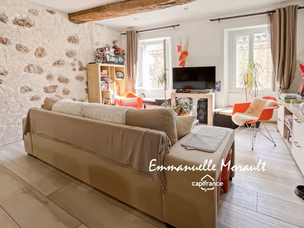 Appartement duplex T3 avec cave à BAGNOLS EN FORET (83)