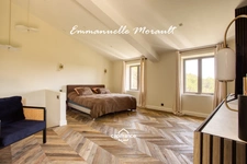 Grande Bastide Provençale - 10 pièces - terrain de 1.4 ha avec piscine, pool house et dépendances - BAGNOLS EN FORET (83)