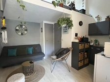Mazet avec jardin à vendre  BAGNOLS EN FORET (83)