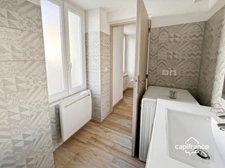 Appartement T2 entièrement rénové à BAGNOLS EN FORET (83)