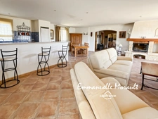 Maison de plain-pied 3 chambres à vendre à BAGNOLS EN FORET (83)