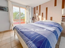 Villa 3 chambres avec piscine et vue panoramique à vendre à BAGNOLS EN FORET (83)