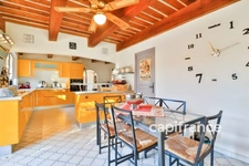 Bastide Provençale avec gîtes et chambres d'hôtes - 9 pièces BAGNOLS EN FORET (83)