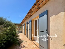 Maison de plain-pied 3 chambres à vendre à BAGNOLS EN FORET (83)