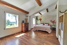 🏡 Villa rénovée à vendre dans le Luberon — Cheval-Blanc (quartier Cassouillet) avec piscine et 6000m2 de terrain 