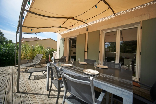 SOUS OFFRE ACCEPTEE - Maison récente aux normes RT2012 (DPE B) avec garage et une piscine 2026