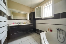 SOUS OFFRE ACCEPTEE - Maison récente aux normes RT2012 (DPE B) avec garage et une piscine 2026