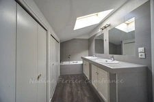 SOUS OFFRE - T3 TRIPLEX 95 m² HABITABLES – VUE MER 180° – CALME ABSOLU – JARDIN & TERRASSE – PARKING – BANDOL
