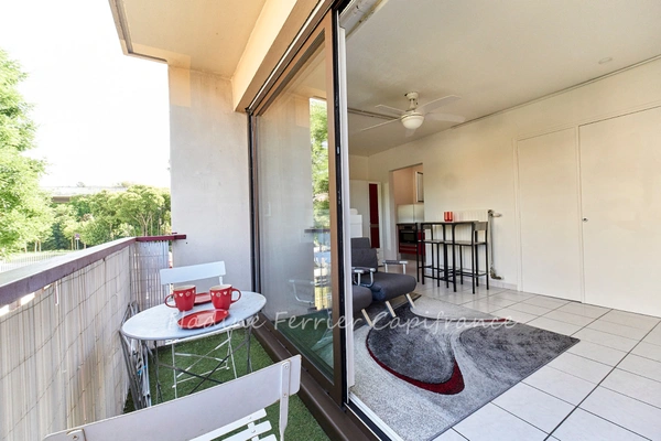 AIX-EN-PROVENCE SUD EST – VAL SAINT ANDRÉ / MALACRIDA – STUDIO MEUBLÉ AVEC BALCON, CAVE ET PARKING